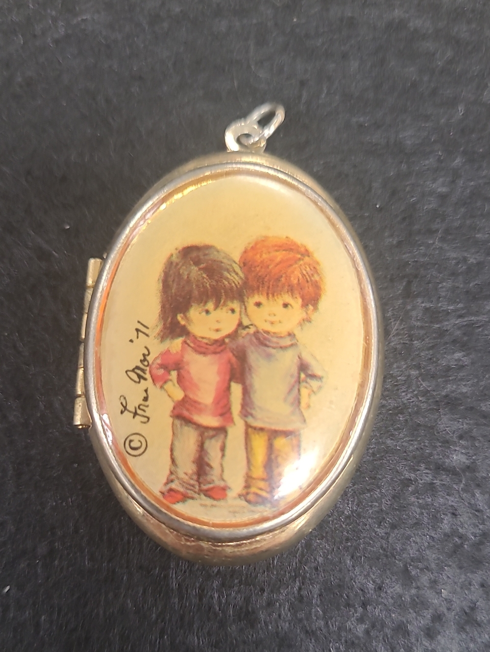 Vintage 1971 Fran Mar Moppets Children Photo Pendant Locket